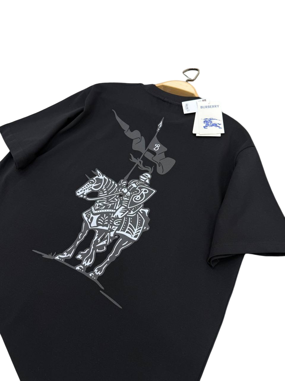 Burberry tshirt