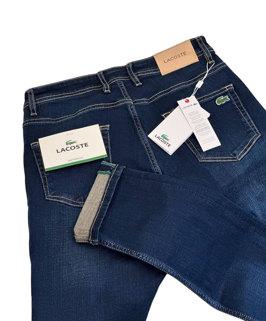 Lacoste jeans with small embroidered crocodile